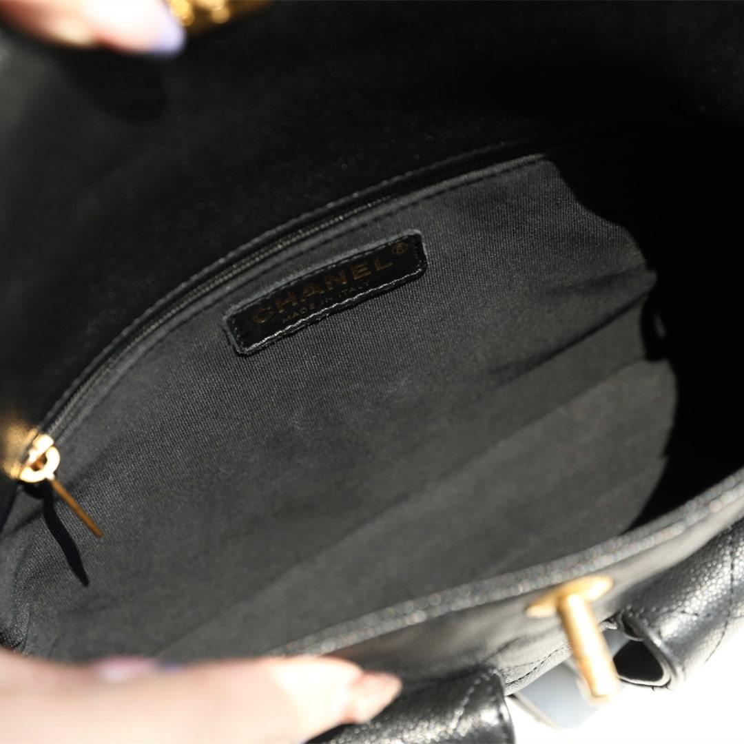 高仿Chanel*25P系列AS5385黑金郵差包小號免檢版