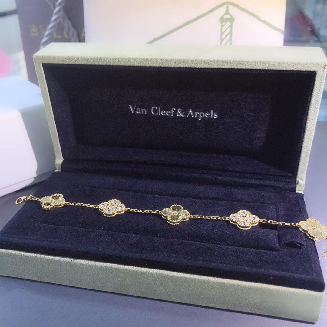 高仿首飾VanCleef&Arpels*RP4KN00五花四葉草金色手鏈