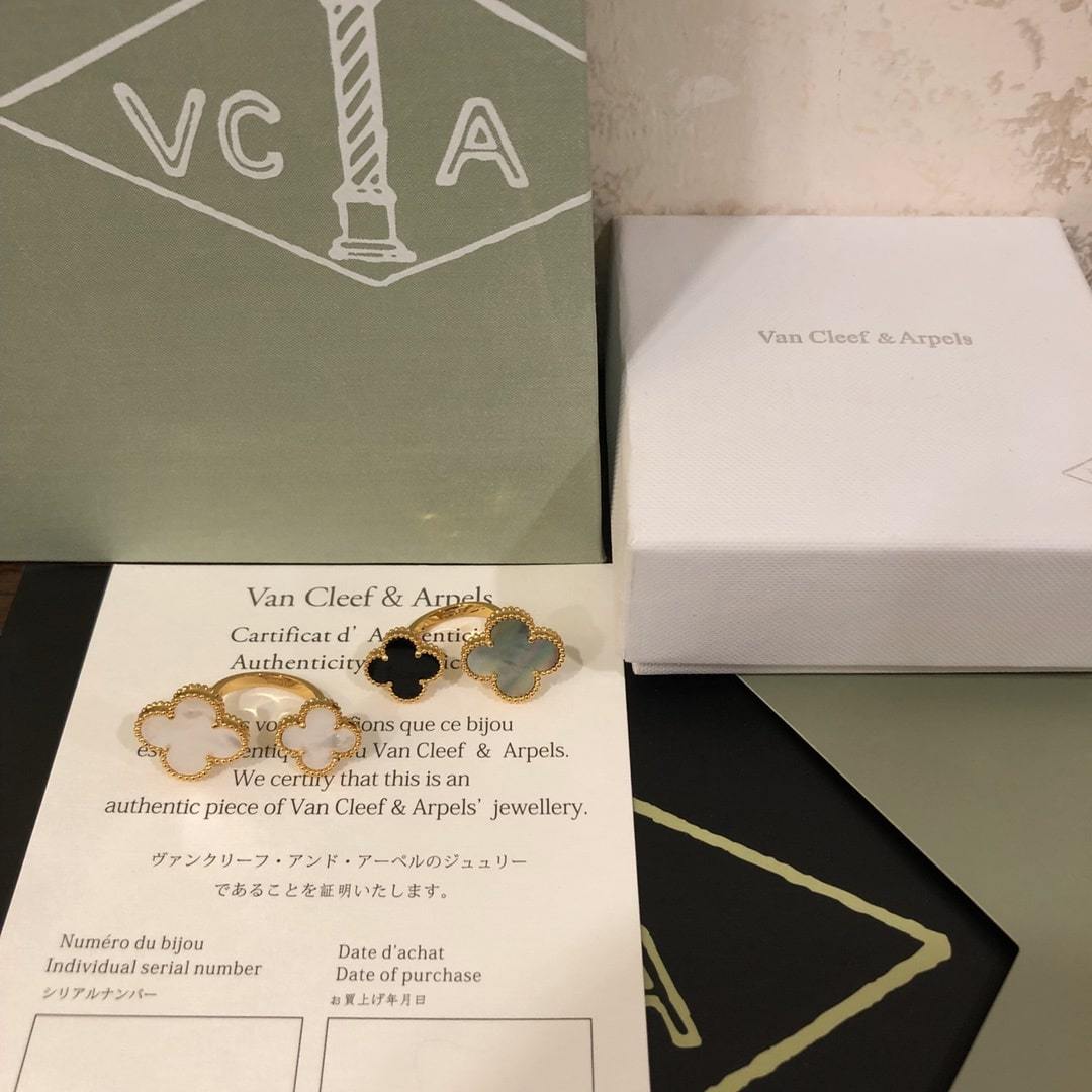 高仿首飾VanCleef&Arpels*RN05500貝母四葉草戒指