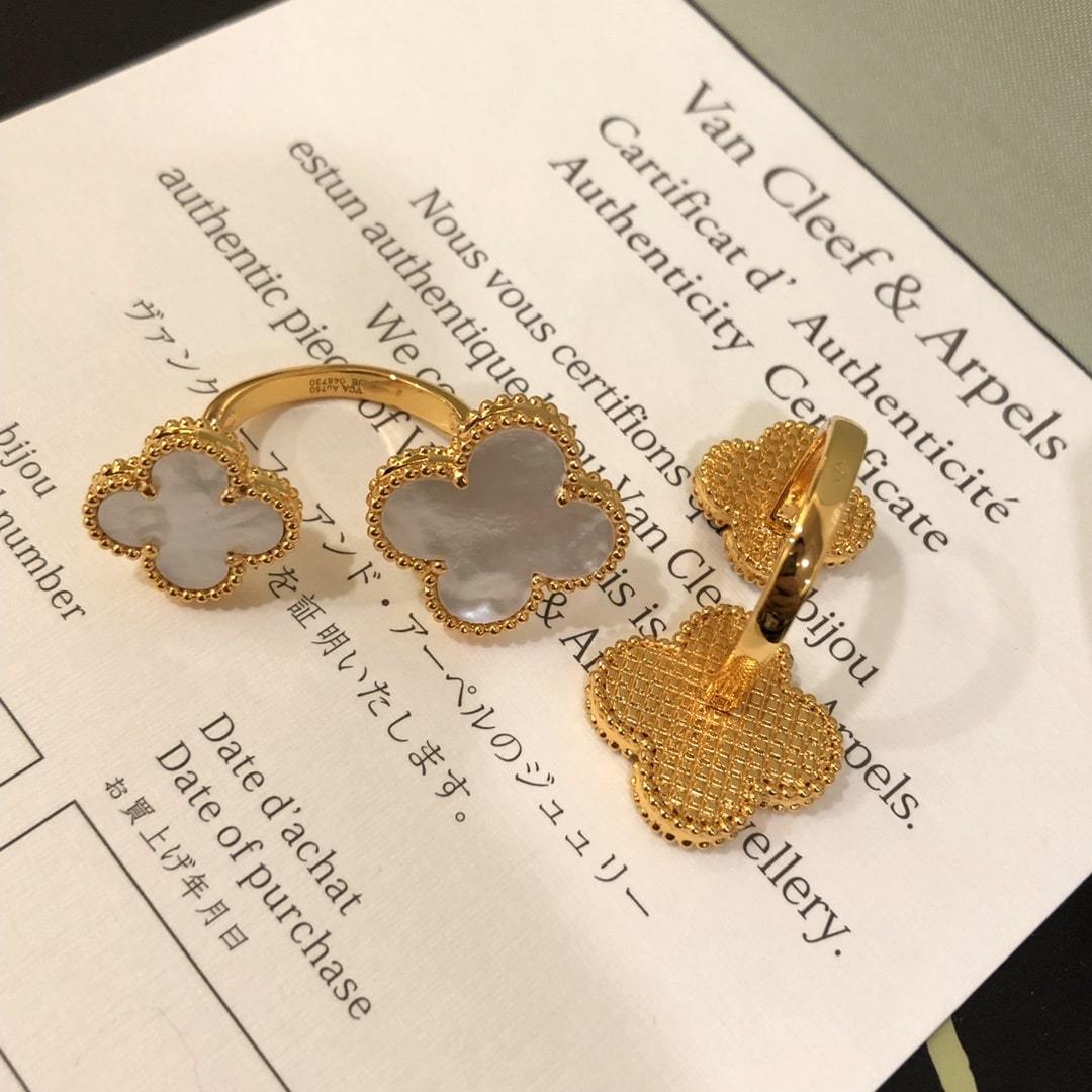 高仿首飾VanCleef&Arpels*RN05500貝母四葉草戒指