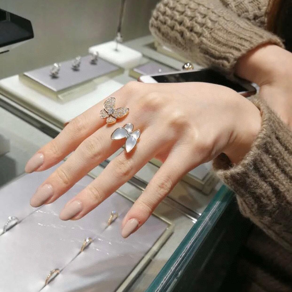 高仿首飾VanCleef&Arpels*RPO7AL0蝴蝶戒指