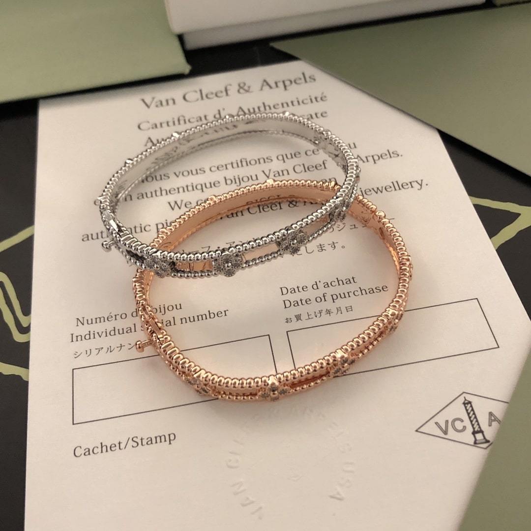 高仿首飾VanCleef&Arpels*RP6X200萬花筒鑽花手鐲