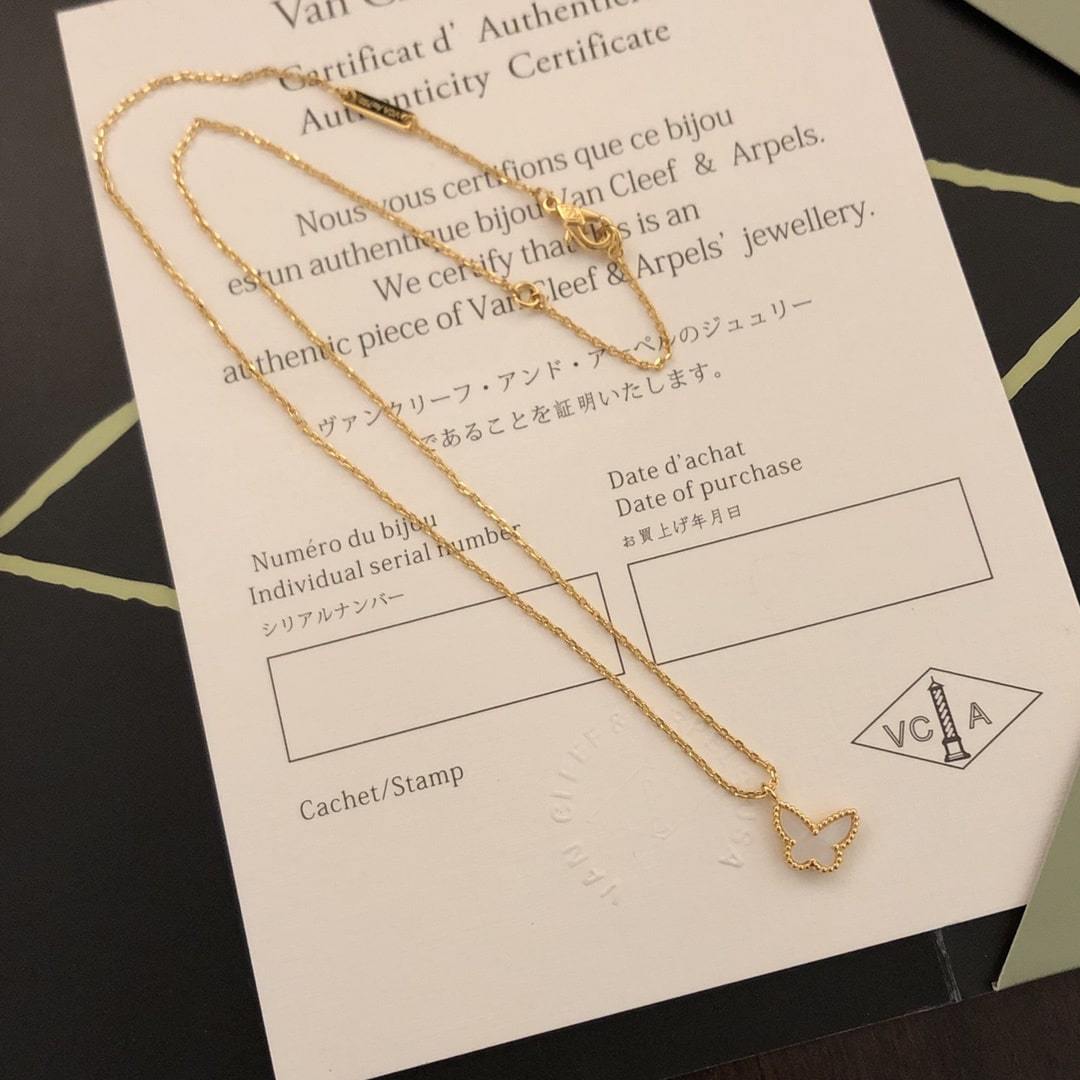 高仿首飾VanCleef&Arpels*RF69300貝母蝴蝶吊墜頸鏈
