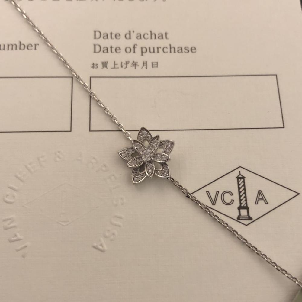 高仿首飾VanCleef&Arpels*RP1AB00鑽花鏤空手鏈