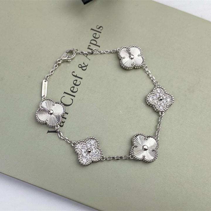 高仿首飾VanCleef&Arpels*RP4KN01五花四葉草手鏈