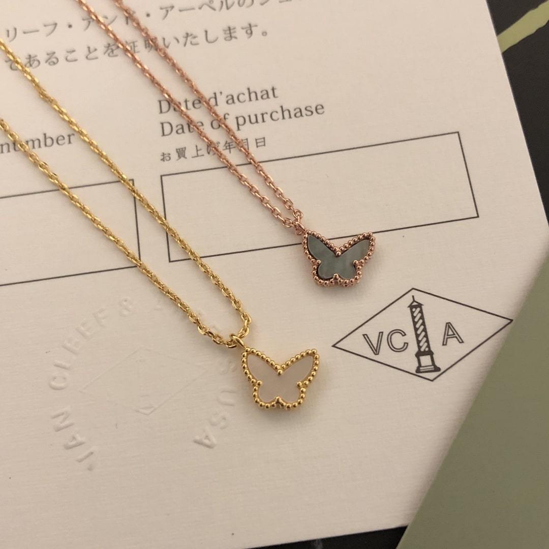 高仿首飾VanCleef&Arpels*RF69300貝母蝴蝶吊墜頸鏈