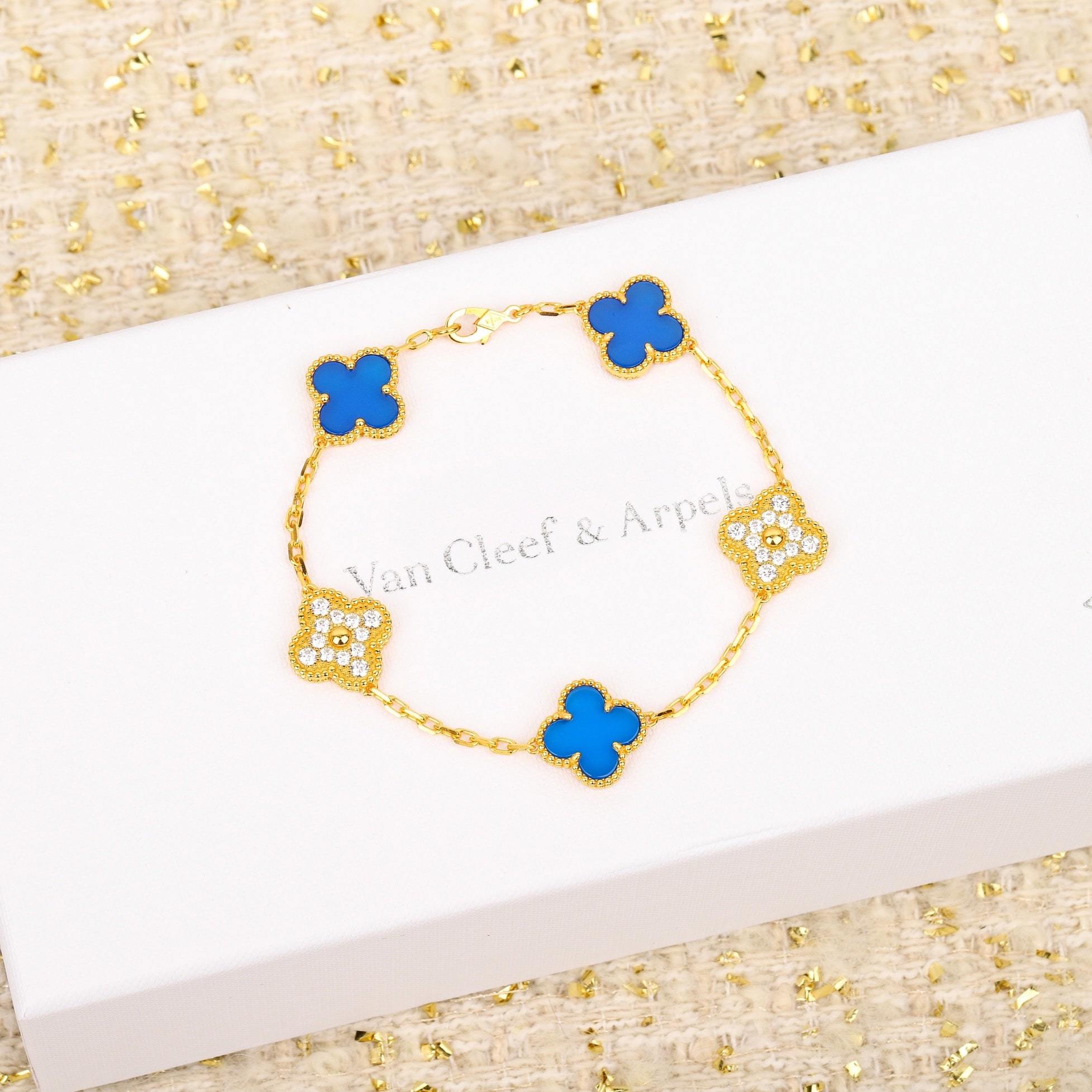 高仿首飾VanCleef&Arpels*RO9LW00四葉草5花手鏈黃金款