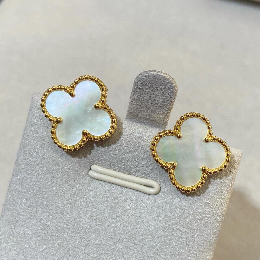 高仿首飾VanCleef&Arpels*RA44100四葉草貝母耳釘黃金款