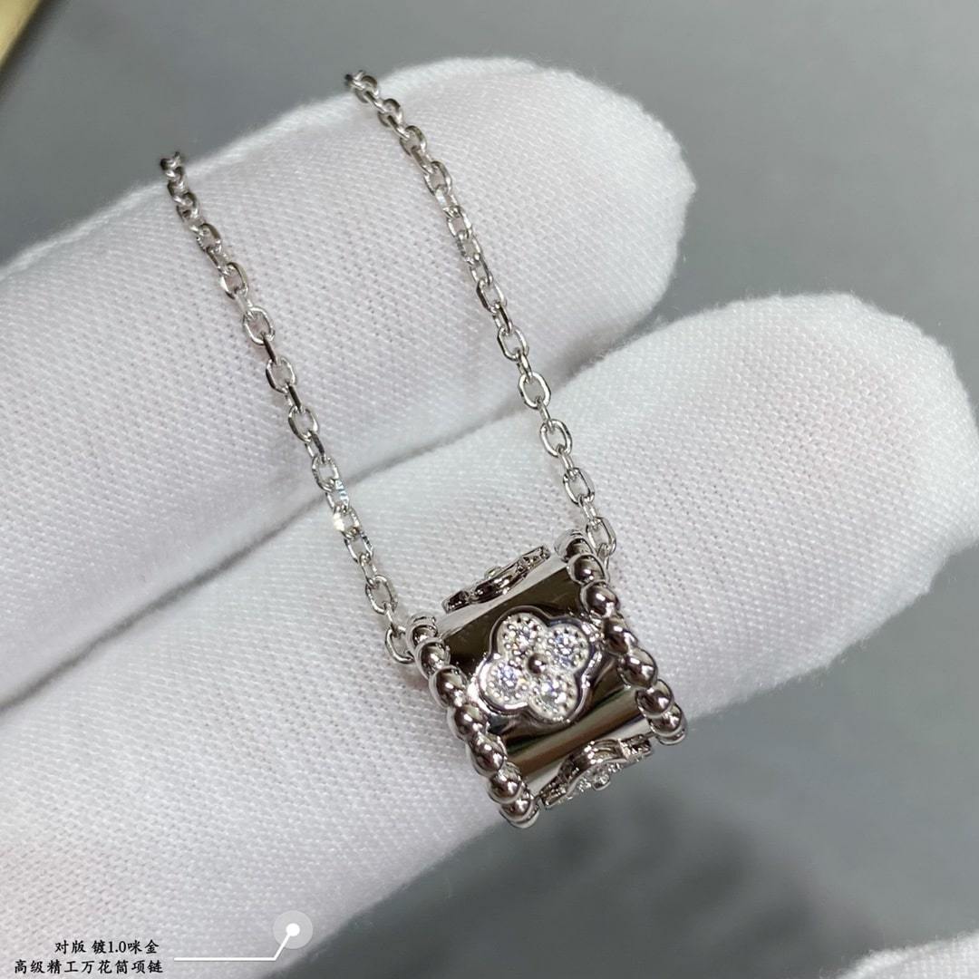 高仿首飾VanCleef&Arpels*RP02EE00萬花筒吊墜頸鏈