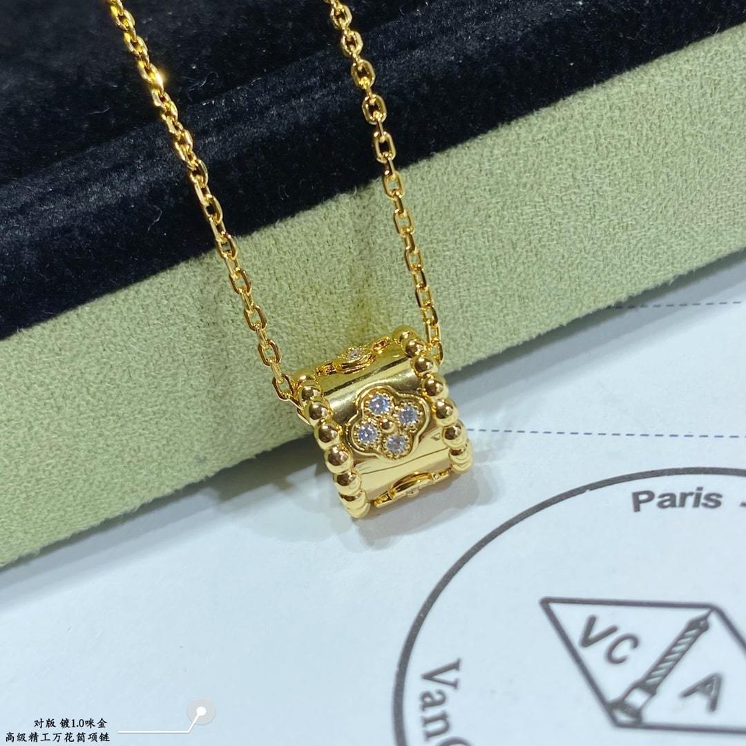 高仿首飾VanCleef&Arpels*RP02EE00萬花筒吊墜頸鏈