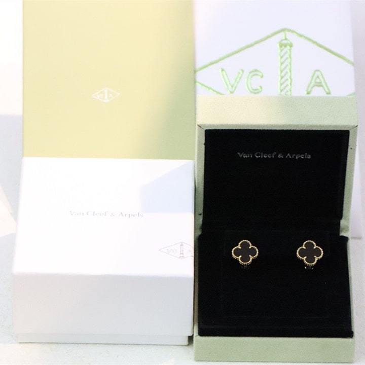 高仿首飾VanCleef&Arpels*RA44300四葉草黑瑪瑙耳釘黃金款