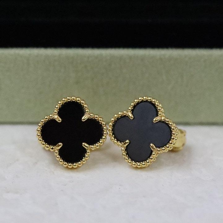 高仿首飾VanCleef&Arpels*RA44300四葉草黑瑪瑙耳釘黃金款