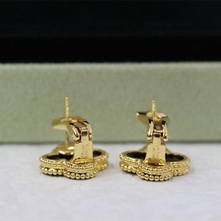 高仿首飾VanCleef&Arpels*RA44300四葉草黑瑪瑙耳釘黃金款