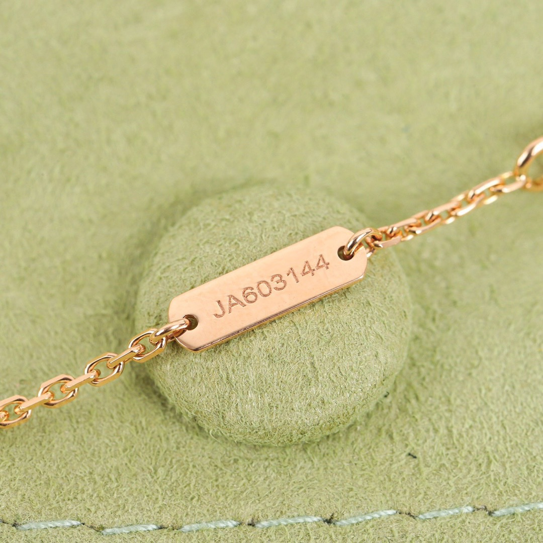 高仿首飾VanCleef&Arpels*RP4KK00四葉草灰貝母頸鏈中號