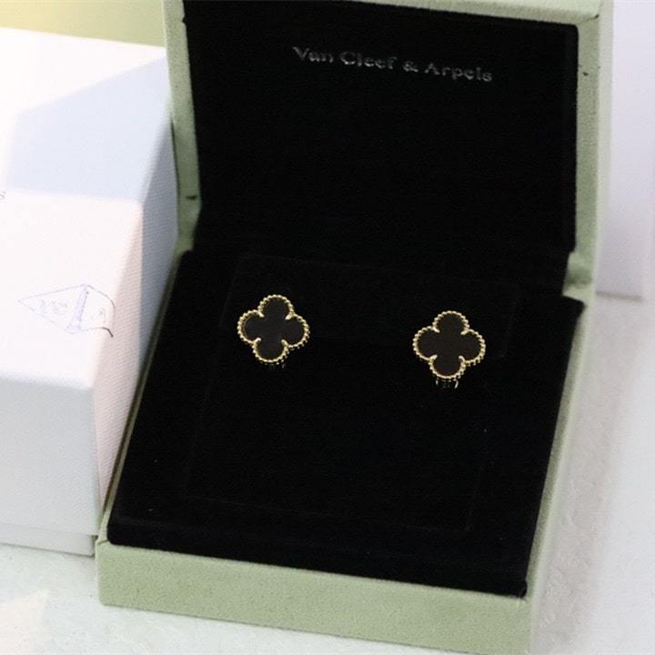 高仿首飾VanCleef&Arpels*RA44300四葉草黑瑪瑙耳釘黃金款