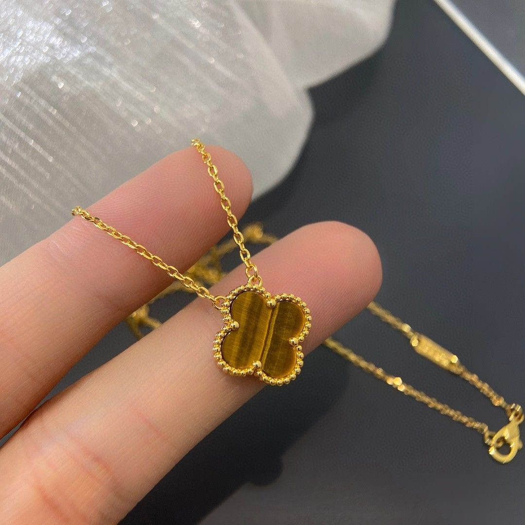 高仿首飾VanCleef&Arpels*RD38600四葉草虎眼石頸鏈中號