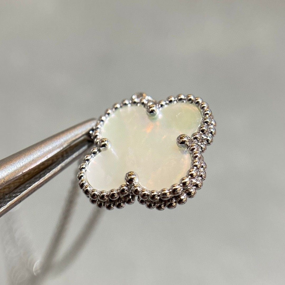 高仿首飾VanCleef&Arpels*RD48700四葉草白貝母頸鏈中號