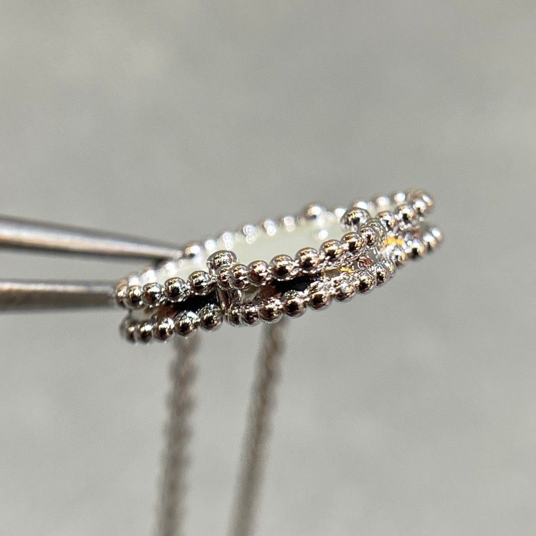 高仿首飾VanCleef&Arpels*RD48700四葉草白貝母頸鏈中號
