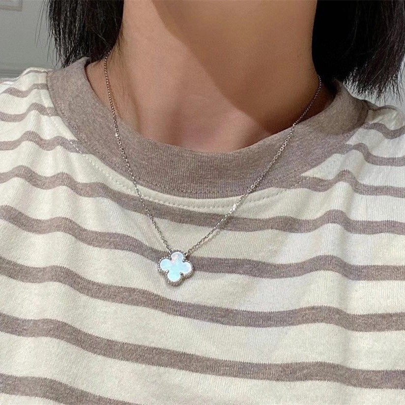 高仿首飾VanCleef&Arpels*RD48700四葉草白貝母頸鏈中號