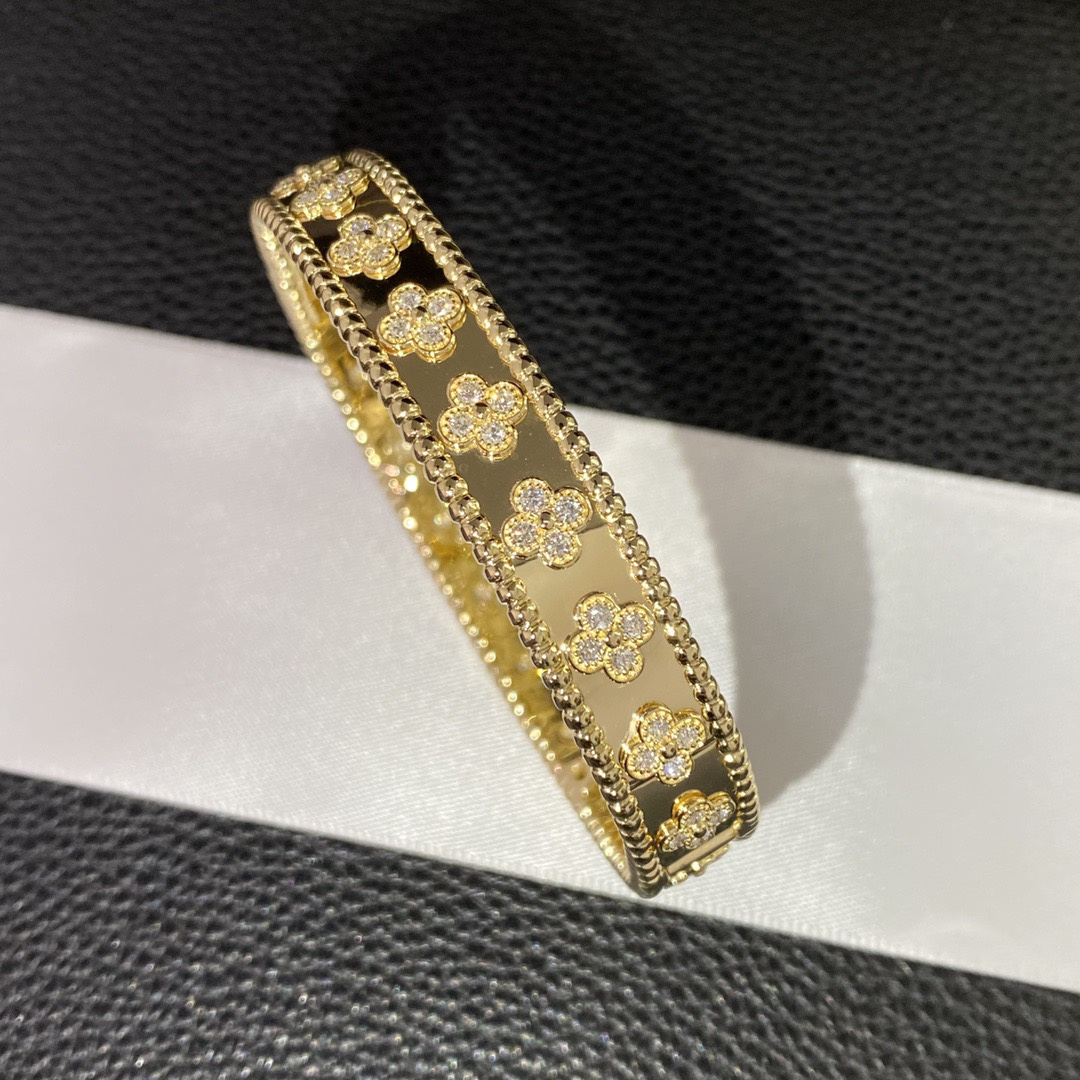高仿首飾VanCleef&Arpels*RO3YB00萬花筒手鐲寬版黃金款