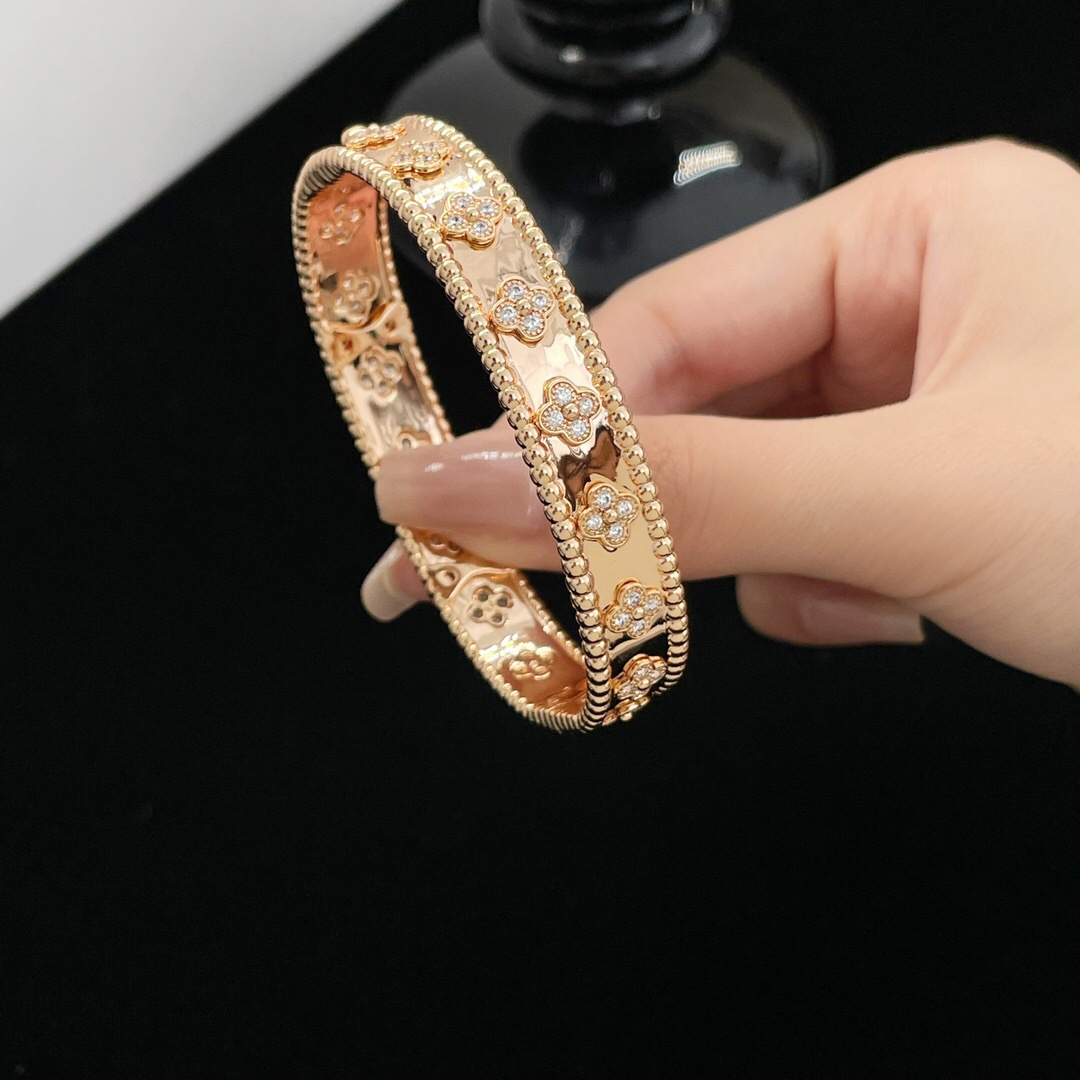高仿首飾VanCleef&Arpels*RO25N00萬花筒手鐲寬版玫瑰金