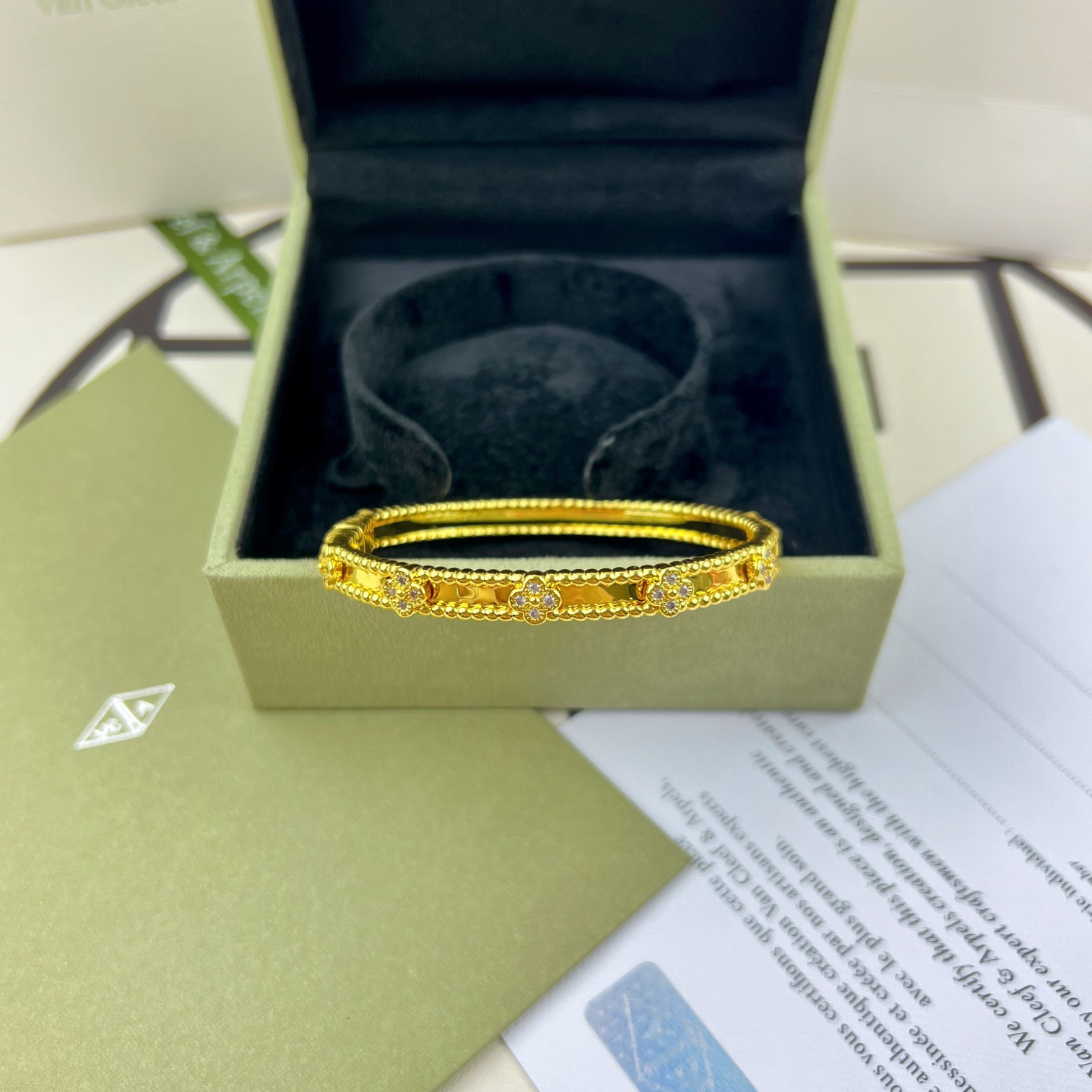 高仿首飾VanCleef&Arpels*RP6X500萬花筒手鐲窄版黃金款