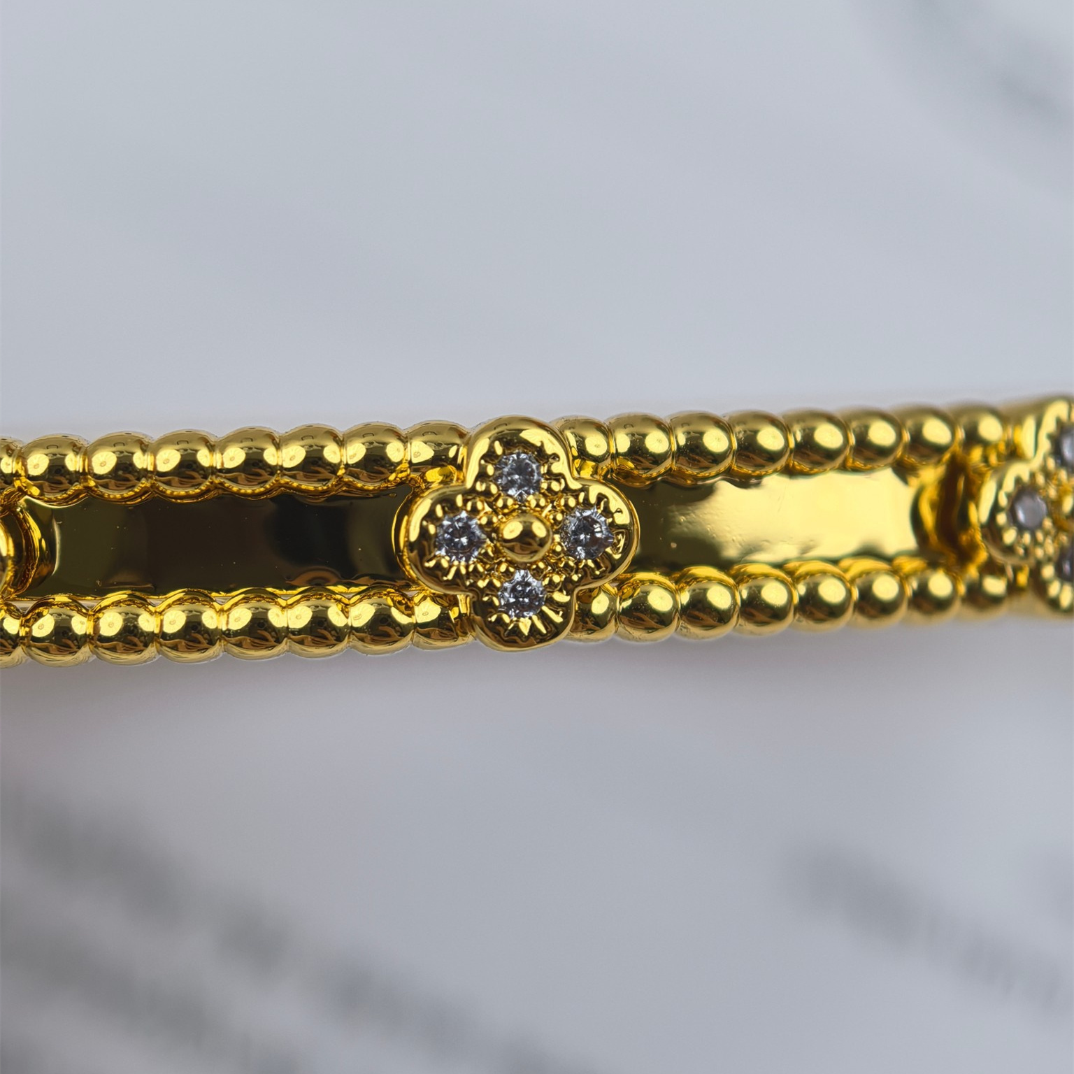 高仿首飾VanCleef&Arpels*RP6X500萬花筒手鐲窄版黃金款