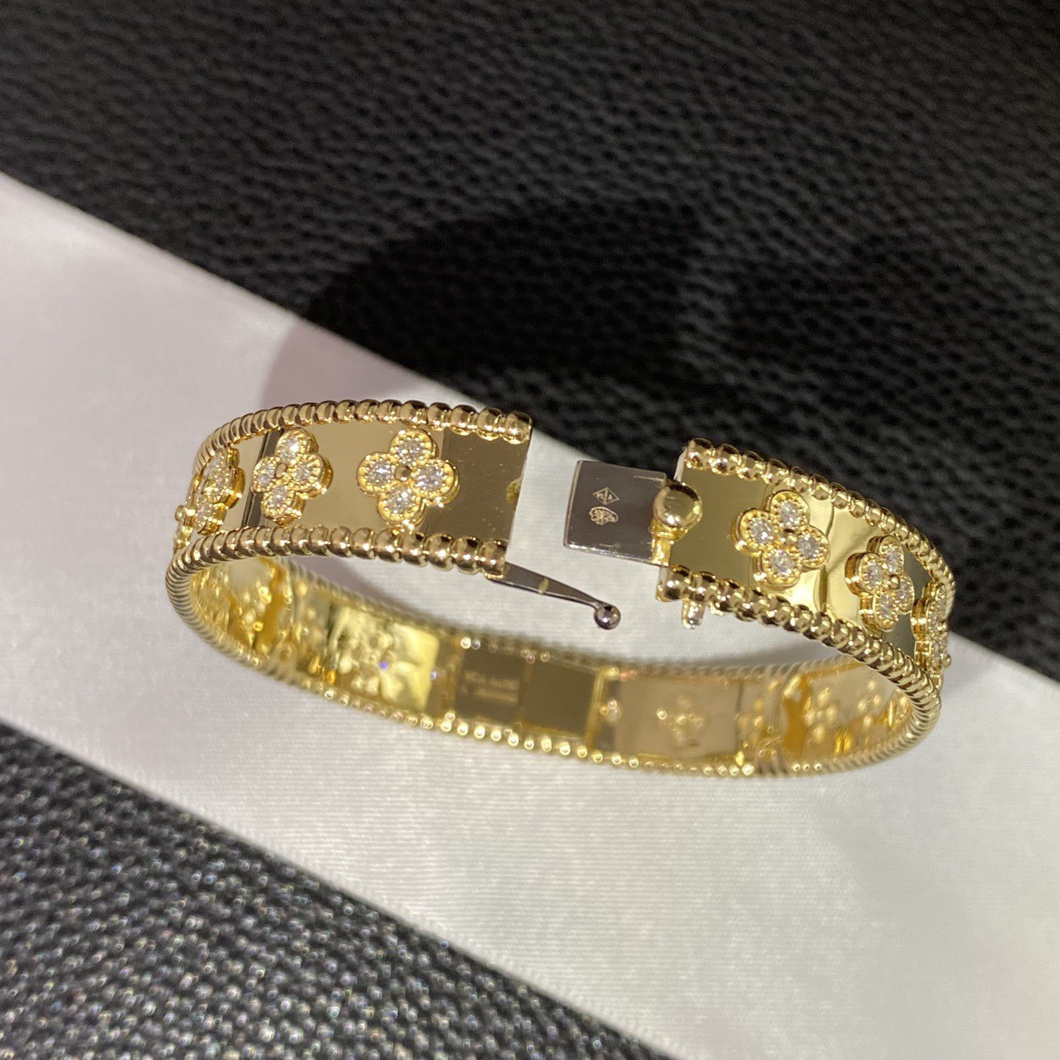 高仿首飾VanCleef&Arpels*RO3YB00萬花筒手鐲寬版黃金款