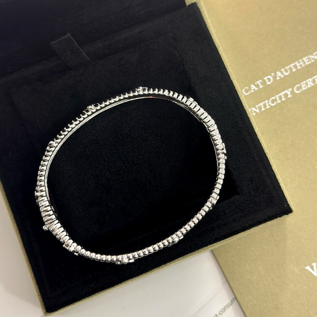 高仿首飾VanCleef&Arpels*RP6X900萬花筒手鐲窄版白金款