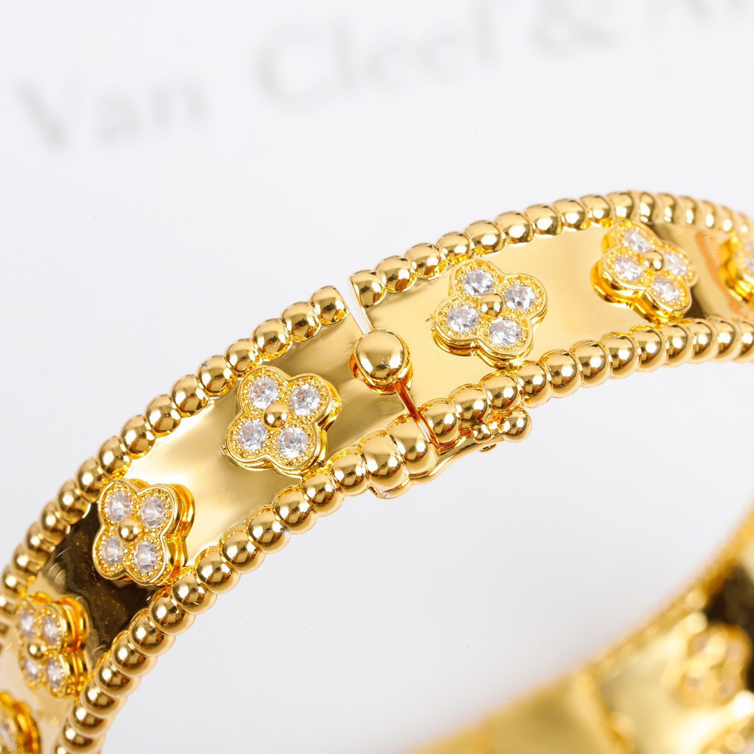 高仿首飾VanCleef&Arpels*RO3YB00萬花筒手鐲寬版黃金款