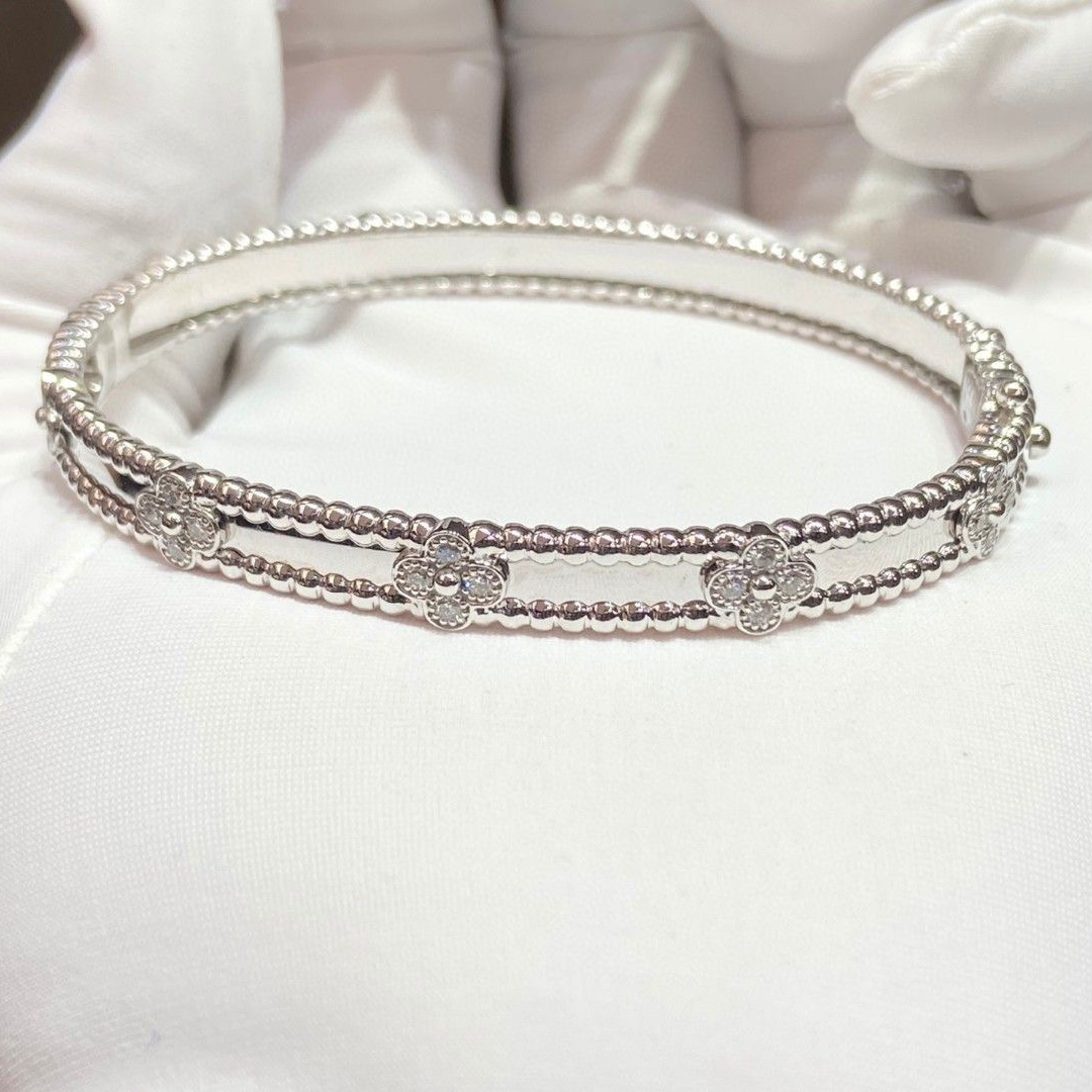 高仿首飾VanCleef&Arpels*RP6X900萬花筒手鐲窄版白金款