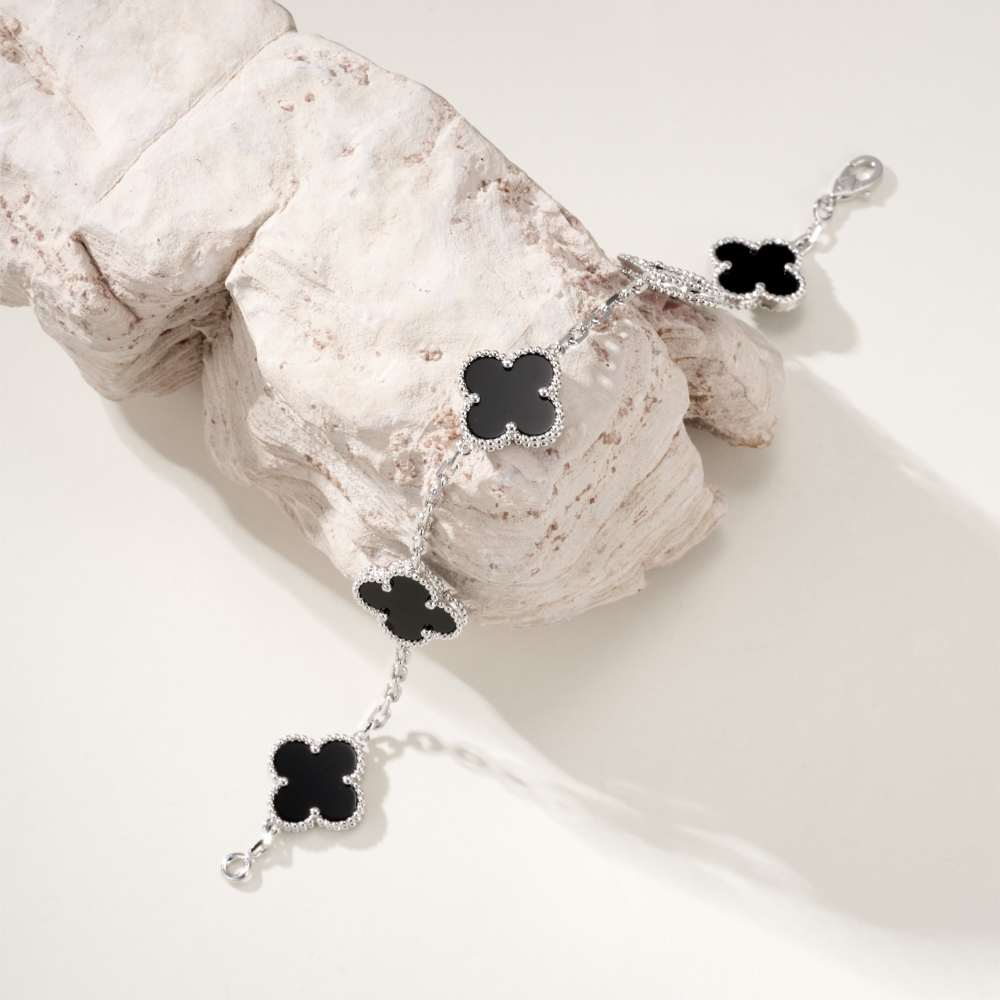 高仿首飾VanCleef&Arpels*RP3RV00黑瑪瑙白金手鏈