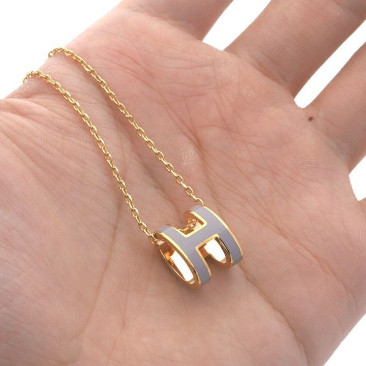 高仿Hermes*POPH系列H147992FO91玫瑰金吊墜頸鏈小號紫色