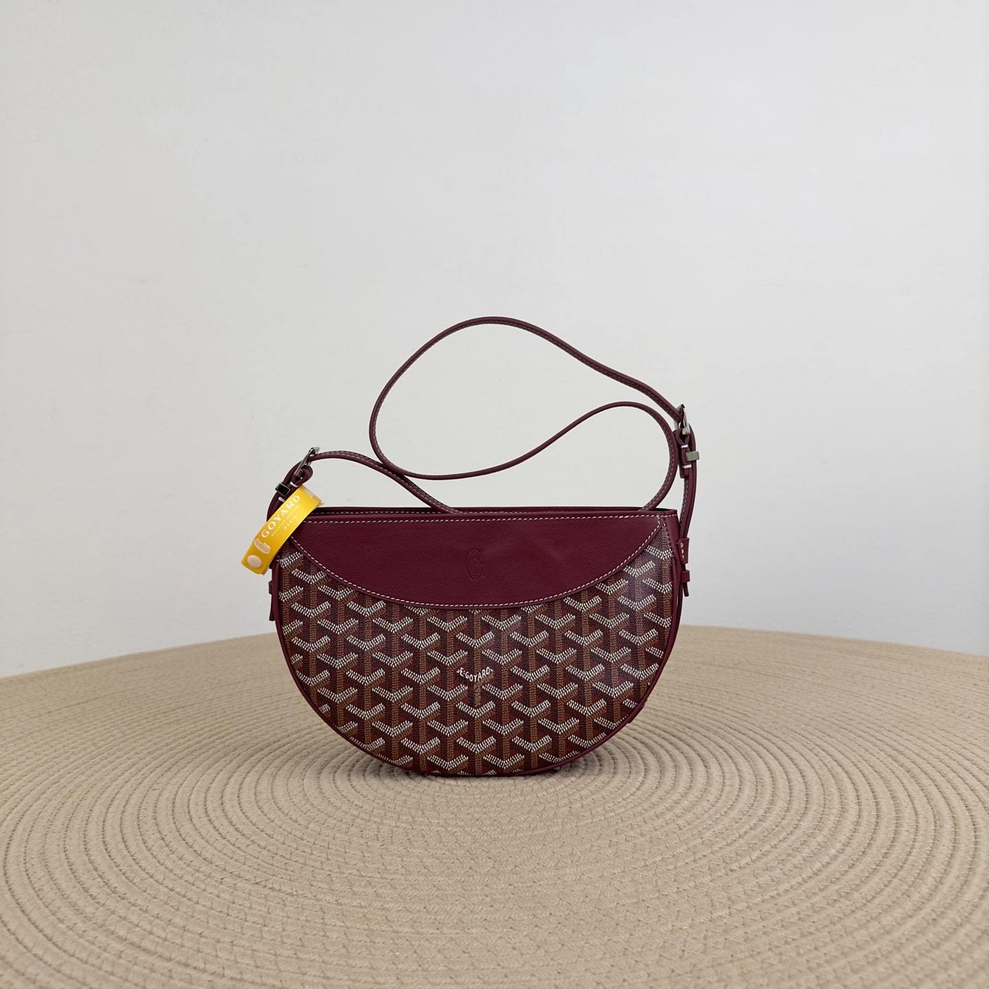 高仿Goyard*33CL33P單肩半月包紅色免檢版