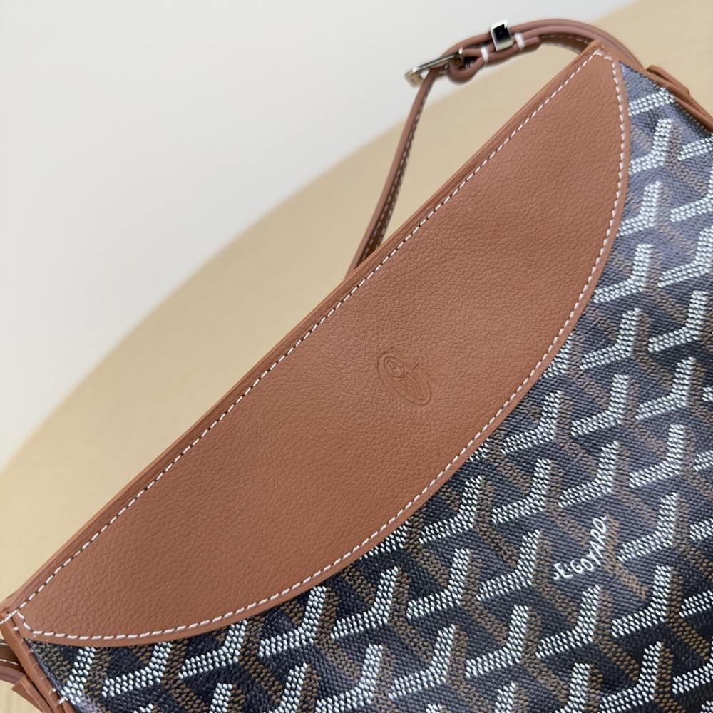 高仿Goyard*01CL03P單肩半月包棕色免檢版