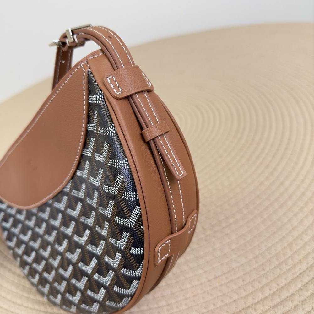 高仿Goyard*01CL03P單肩半月包棕色免檢版