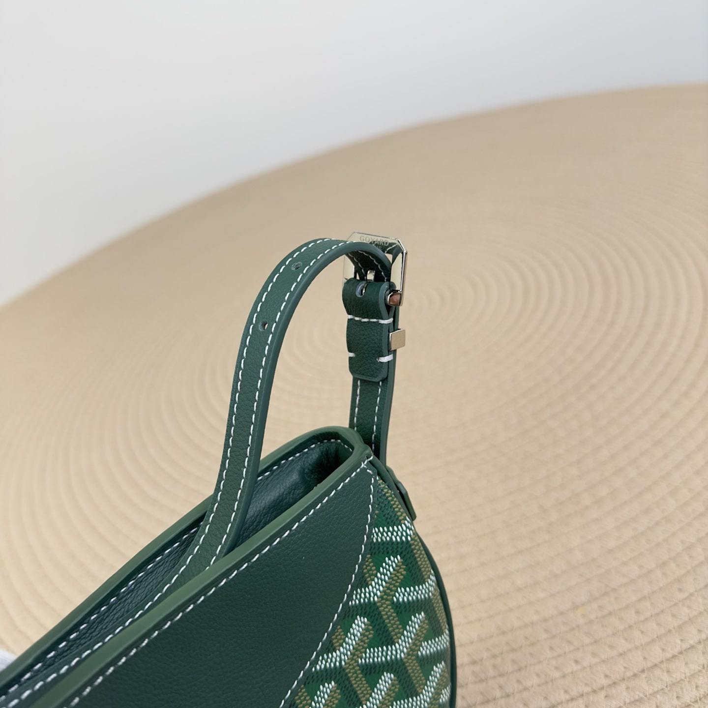 高仿Goyard*09CL09P單肩半月包綠色免檢版