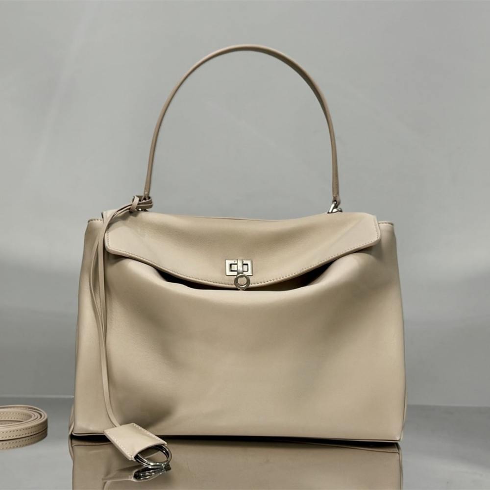 高仿Balenciaga*Rodeo系列4U2910小牛皮杏色銀扣中號免檢版
