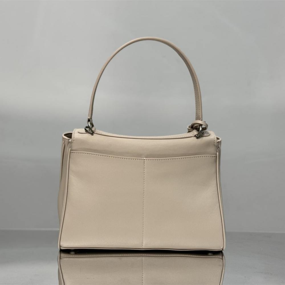 高仿Balenciaga*Rodeo系列4U2911小牛皮杏色銀扣小號免檢版