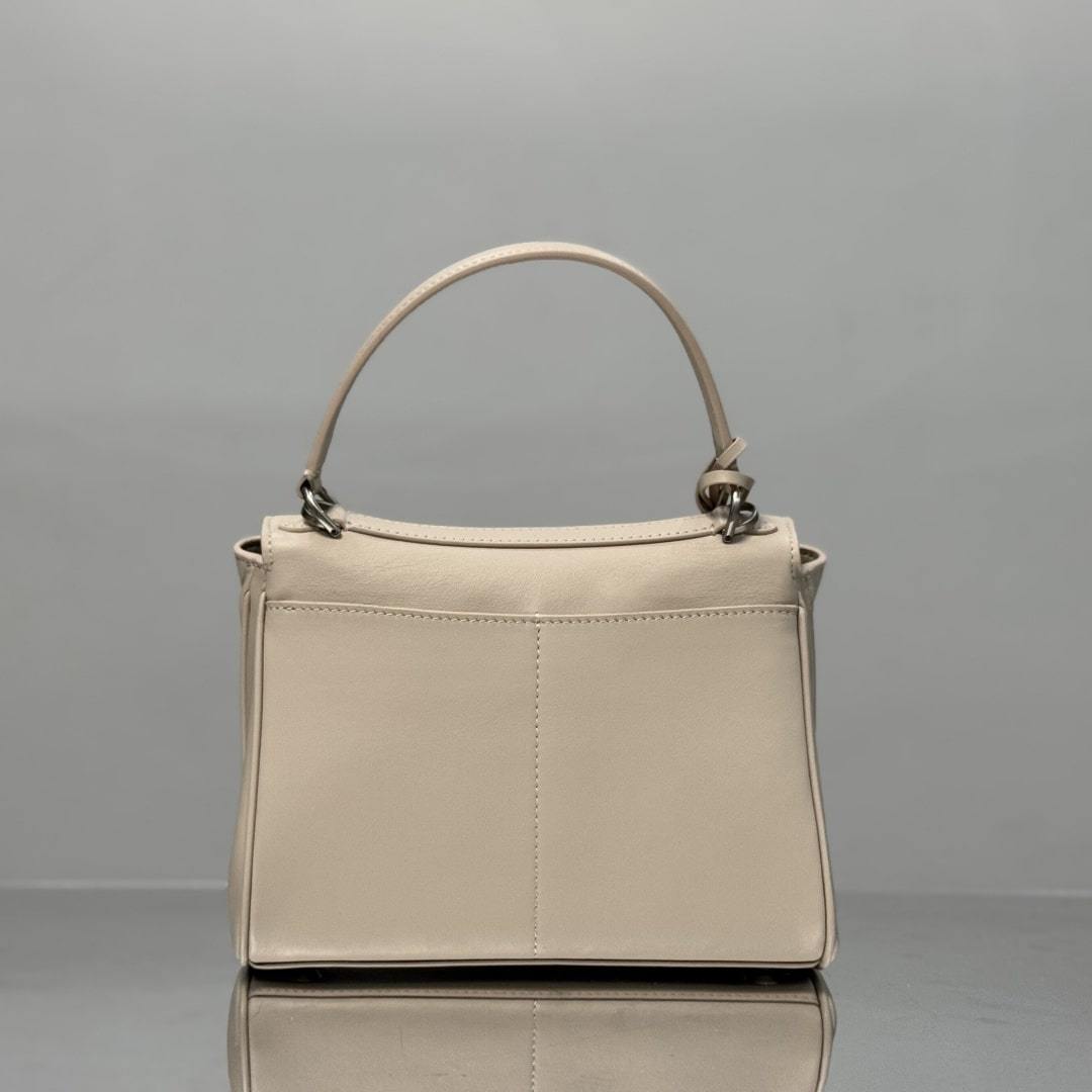 高仿Balenciaga*Rodeo系列4U2912小牛皮杏色銀扣mini免檢版