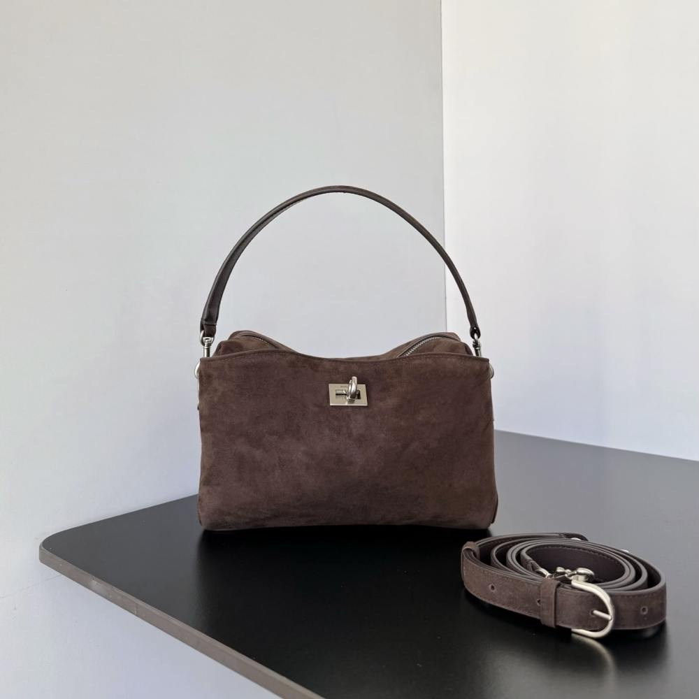 高仿Balenciaga*Rodeo系列8455912麂皮銀扣手袋免檢版