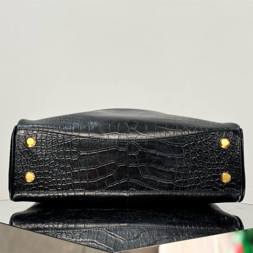 高仿Balenciaga*Rodeo系列4L1000鱷魚紋壓牛皮黑金中號免檢版