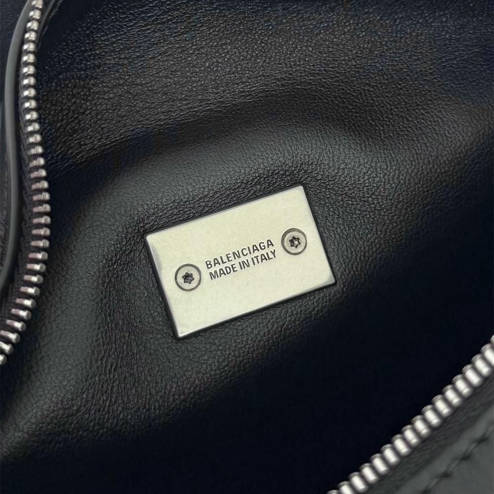 高仿Balenciaga*Rodeo系列U1000小牛皮相機包黑色銀扣免檢版