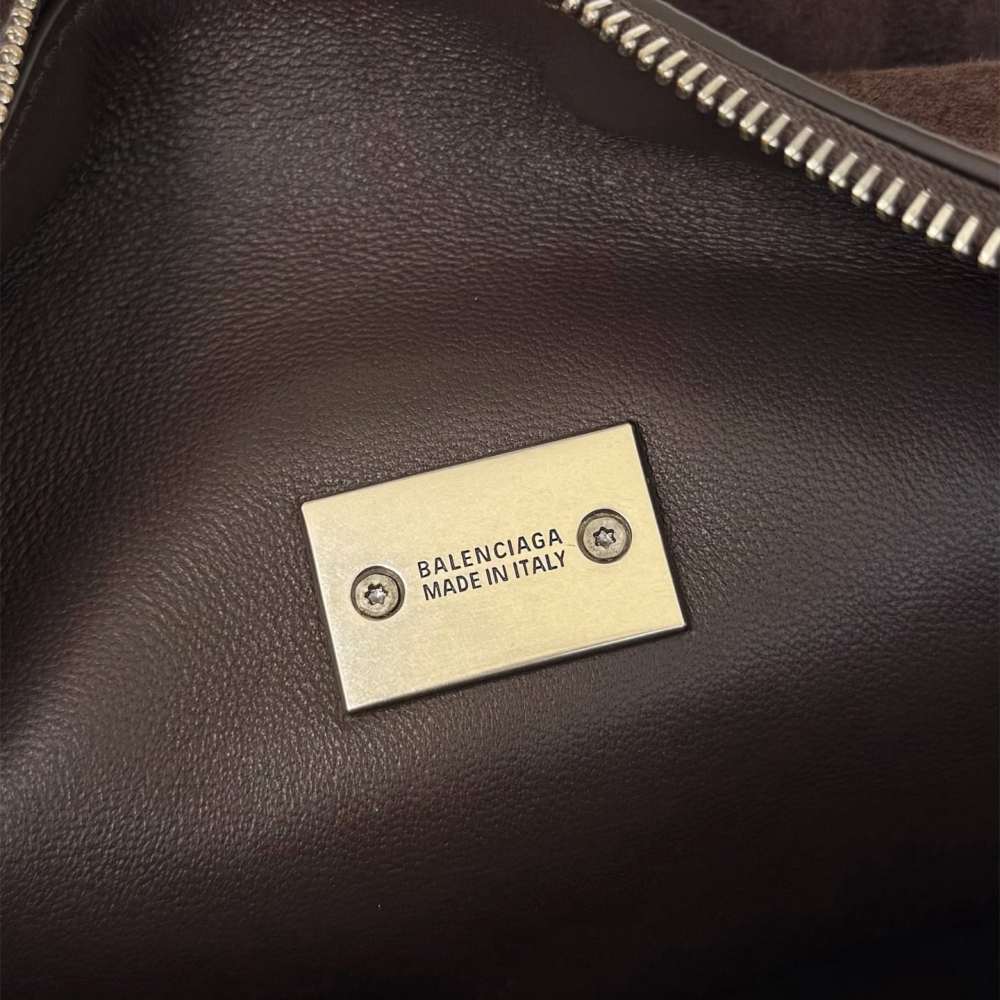 Balenciaga Rodeo G2308：LOGO 與五金對照檢查
