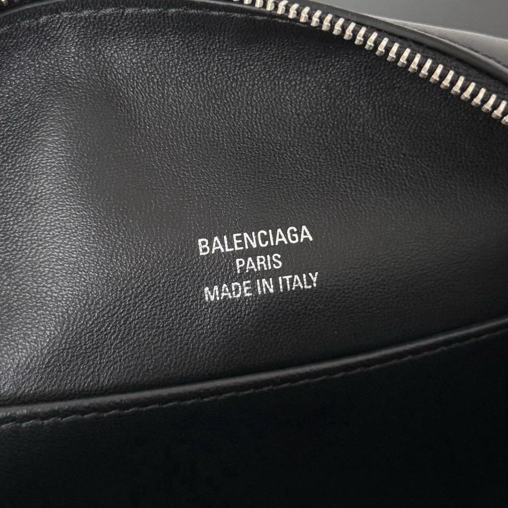 高仿Balenciaga*Rodeo系列U1000小牛皮相機包黑色銀扣免檢版