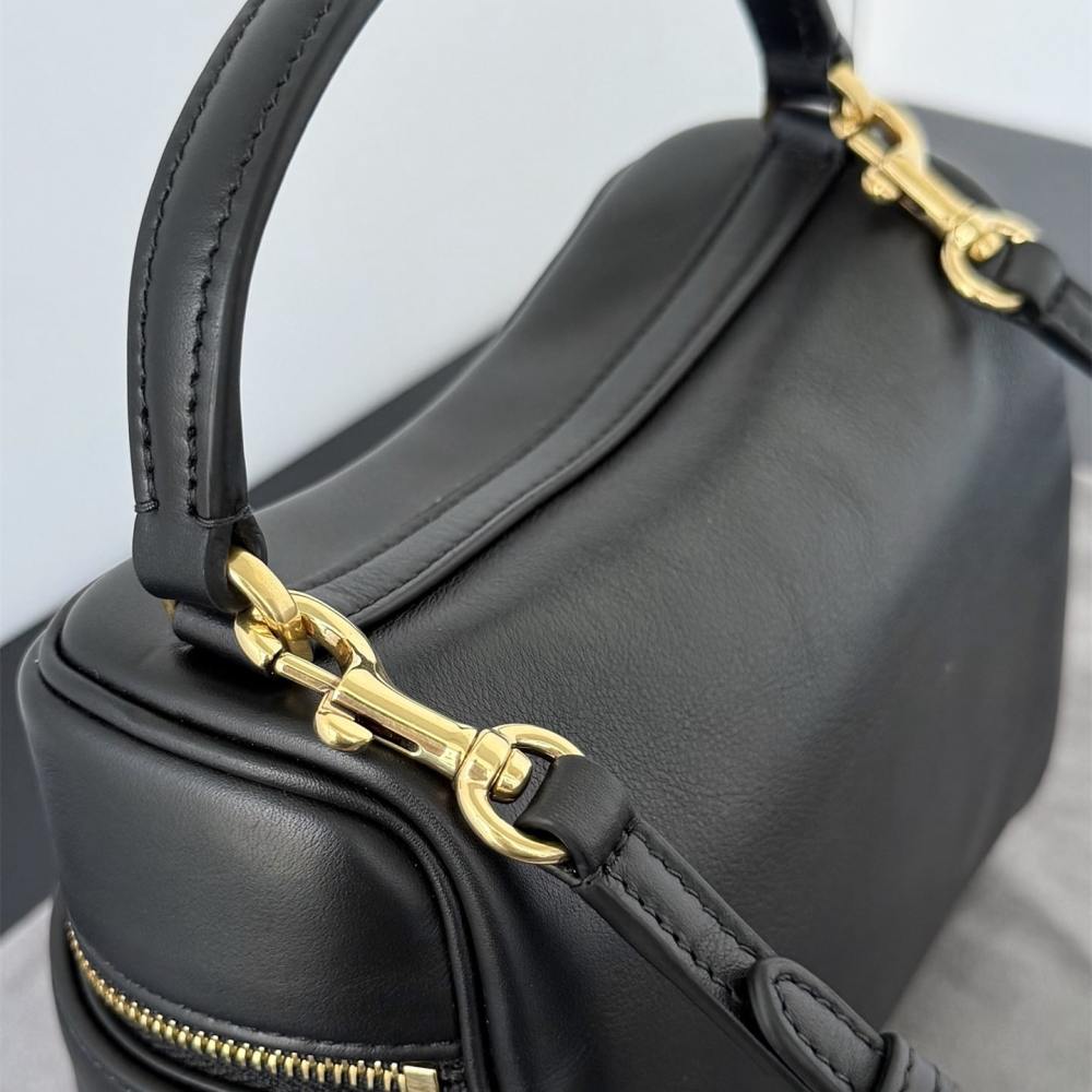 高仿Balenciaga*Rodeo系列V1000小牛皮盒子包黑色金扣免檢版