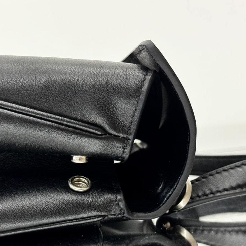 高仿Balenciaga*Rodeo系列7U1000小牛皮手袋黑銀Mini免檢版