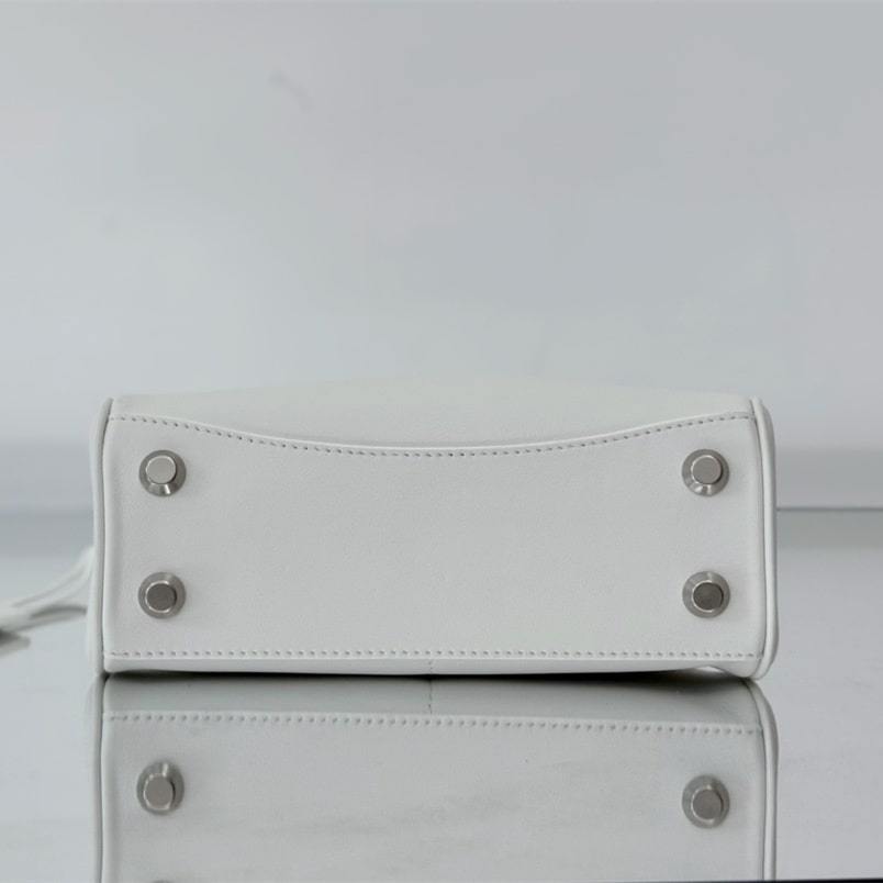 高仿Balenciaga*Rodeo系列4U9001小牛皮手袋白銀Mini免檢版