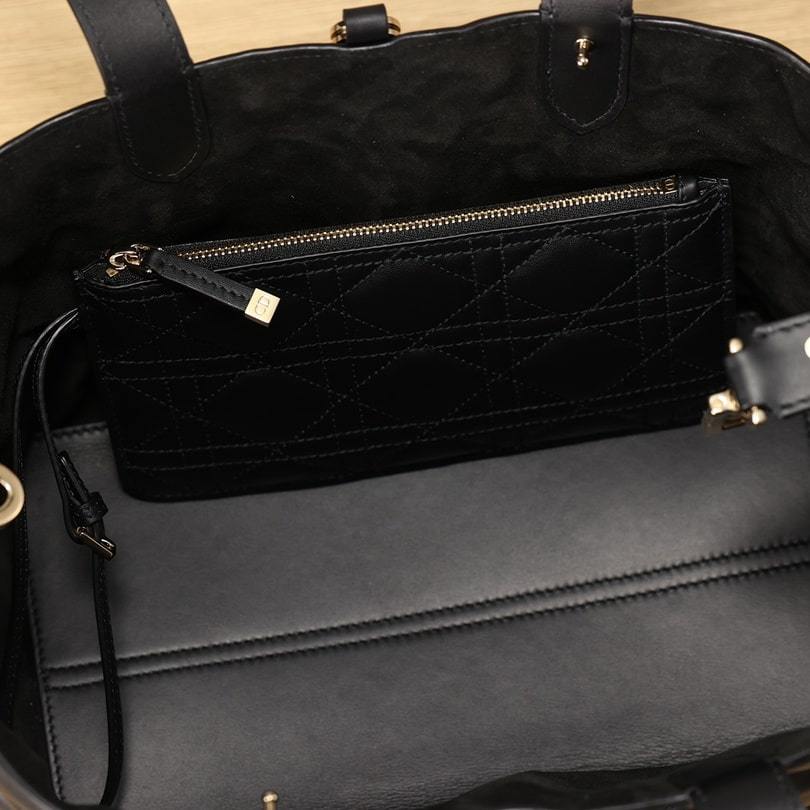 高仿Dior*Toujours系列M2821M900橫版手提袋黑色中號免檢版