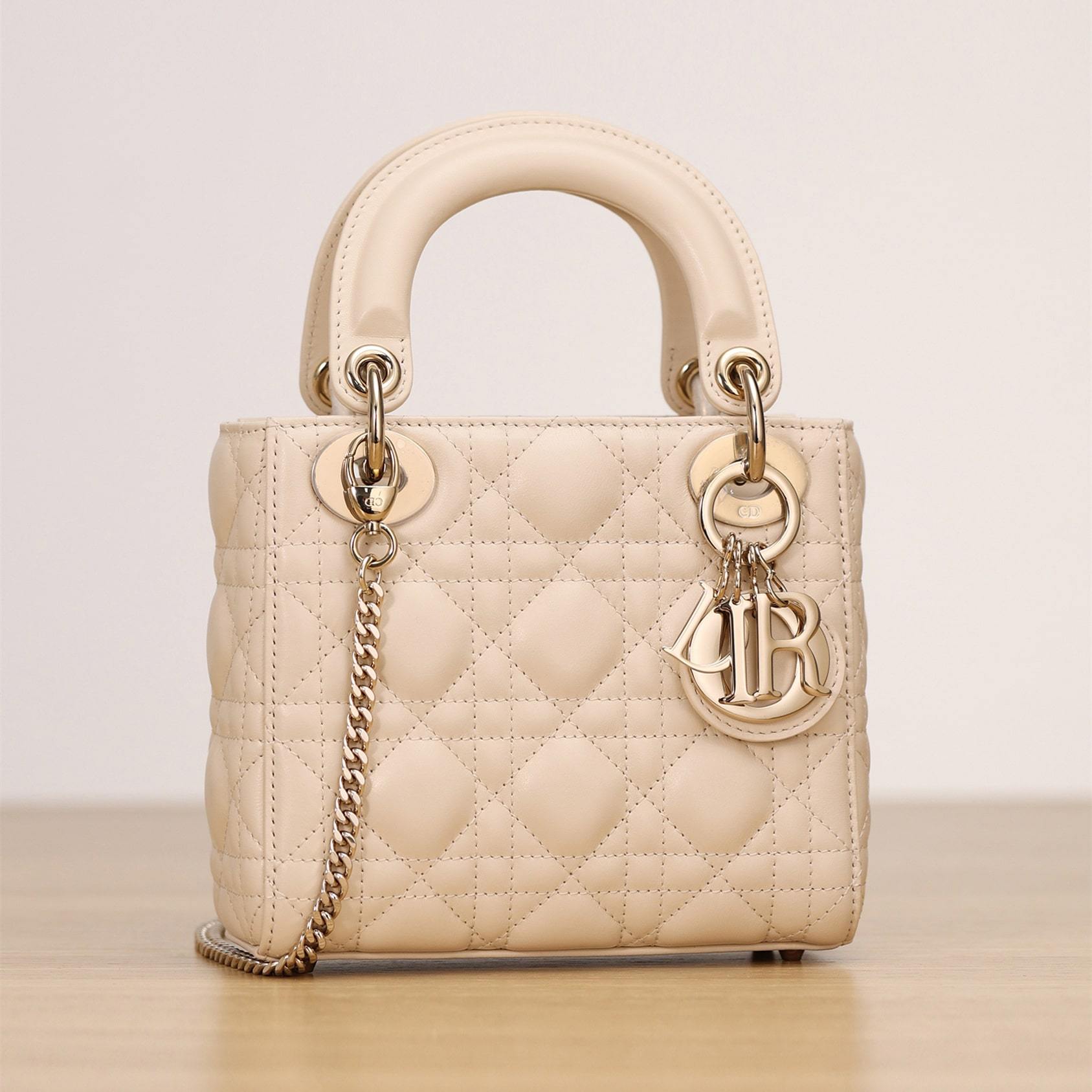 仿Dior*Lady系列M0505M63U淺象牙色三格單肩包Mini免檢版